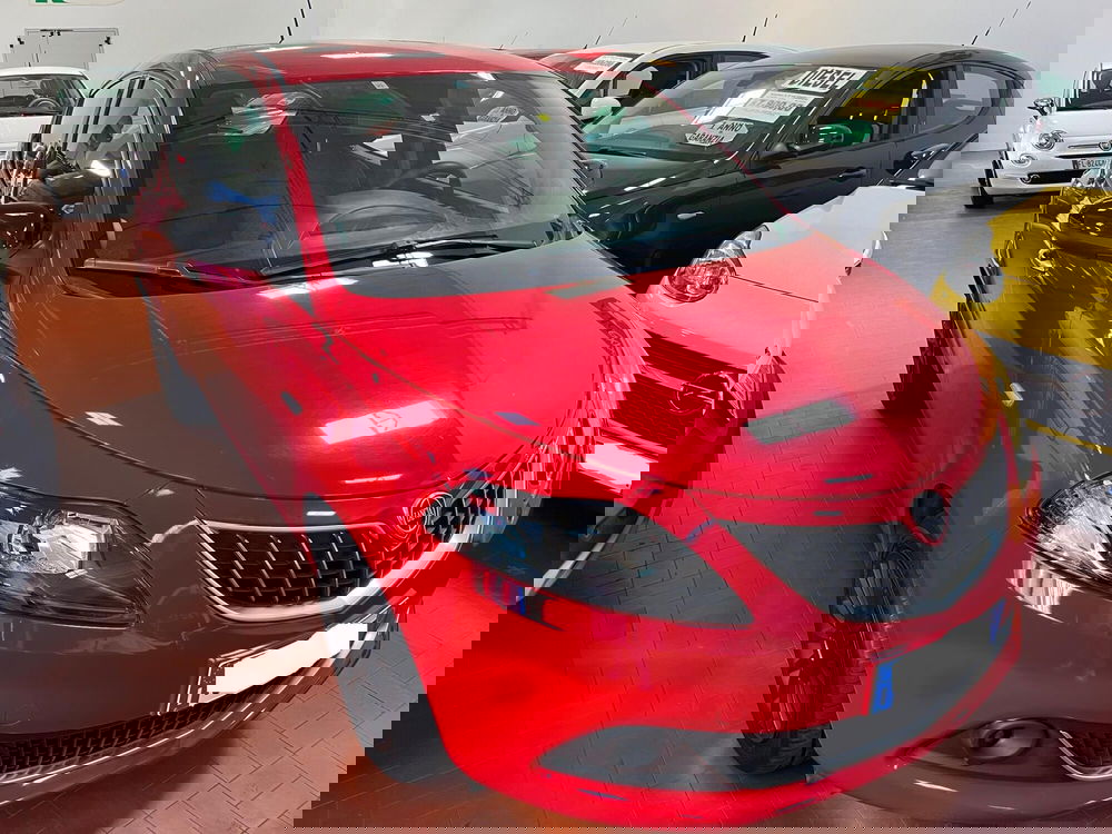 Lancia Ypsilon usata a Lucca (3)