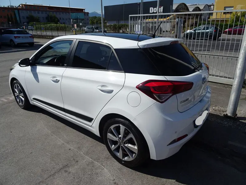 Hyundai i20 usata a Lucca (3)
