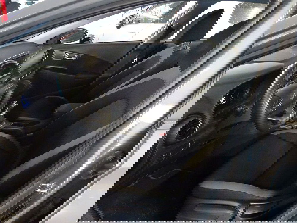 Hyundai Kona usata a Lucca (8)