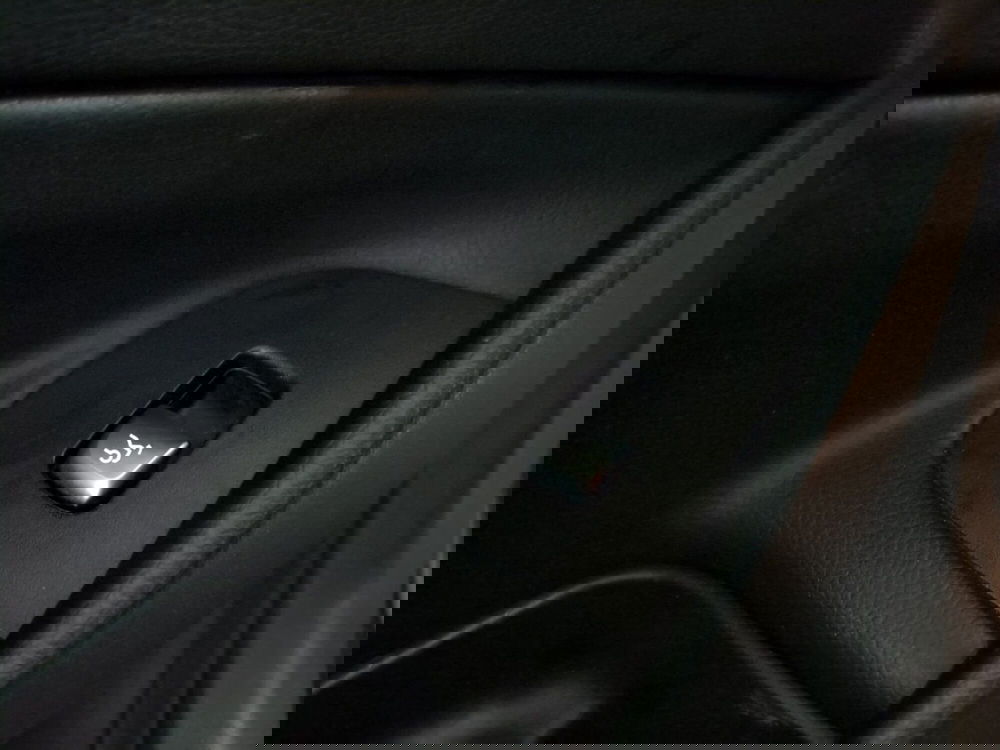 Mercedes-Benz Classe E usata a Agrigento (16)