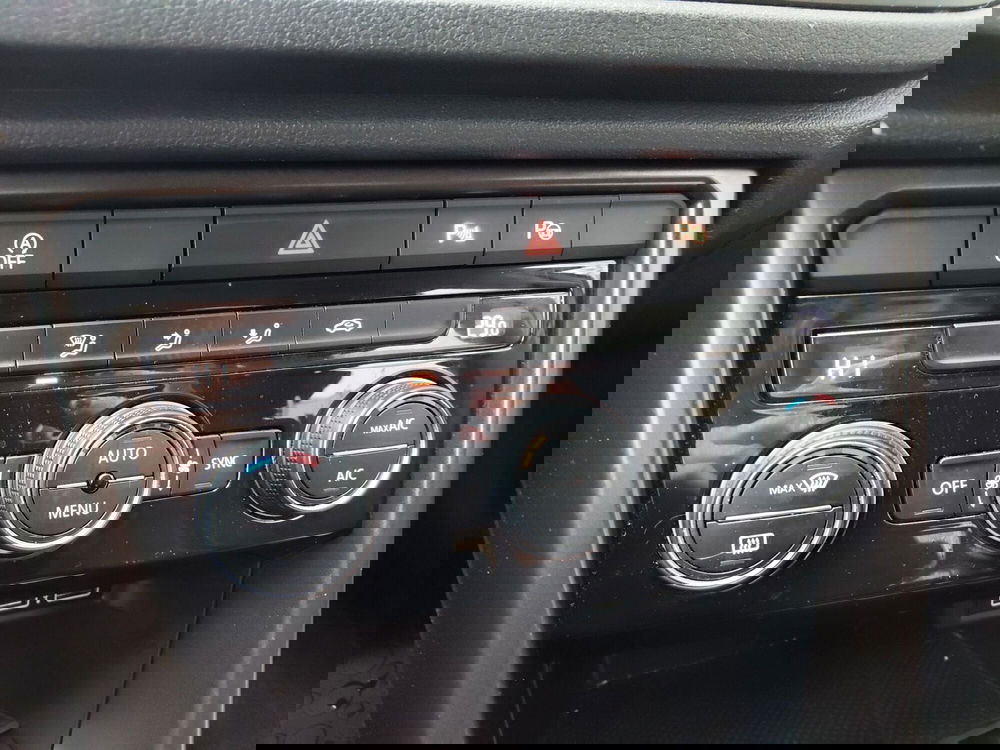 Volkswagen T-Roc usata a Modena (12)