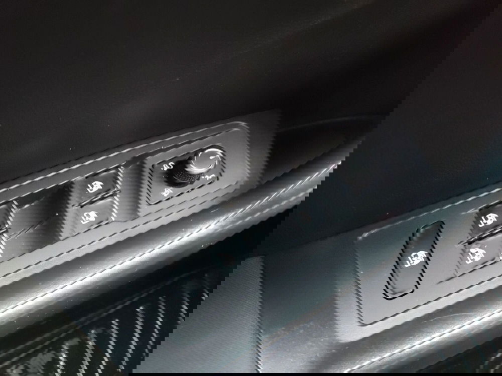 Volkswagen T-Roc usata a Modena (16)