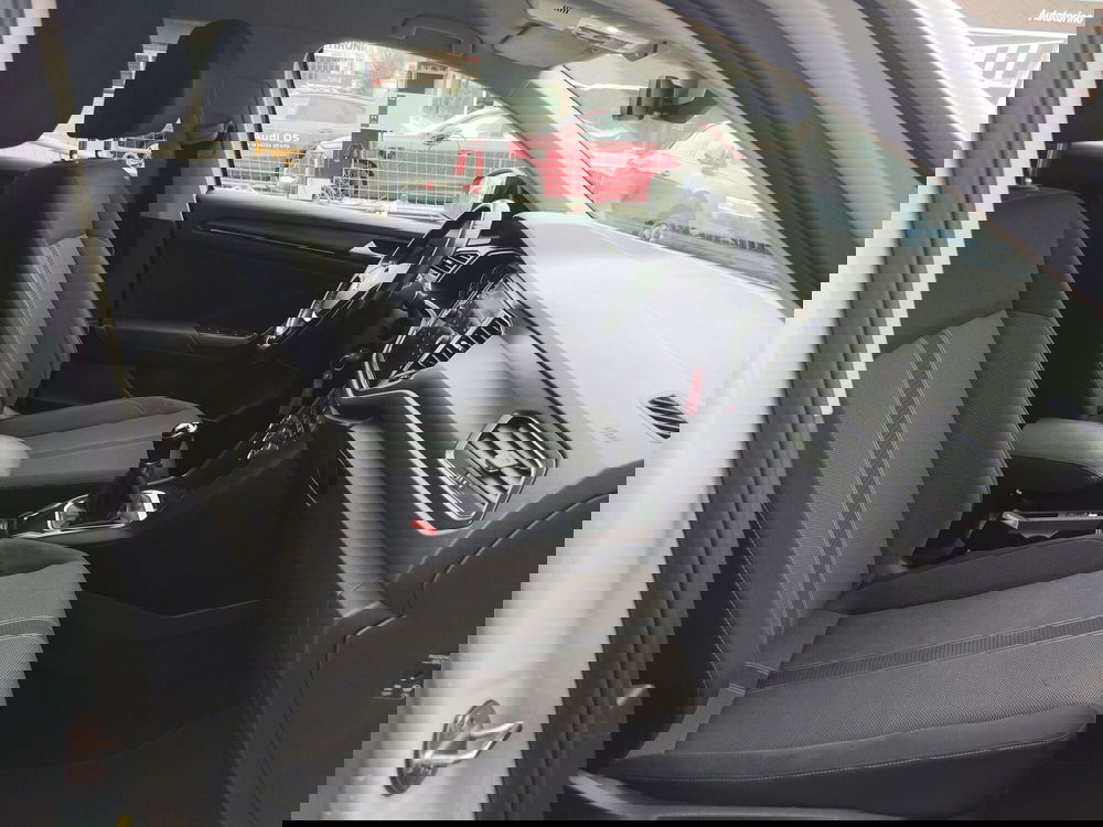 Volkswagen T-Roc usata a Modena (17)