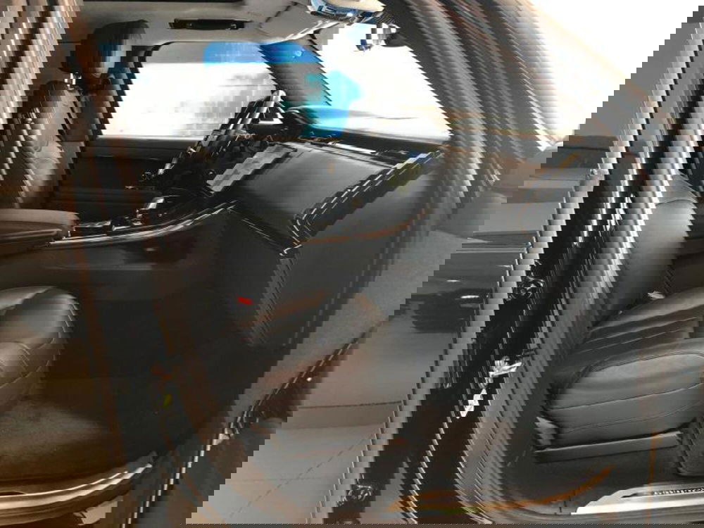 Land Rover Range Rover Sport usata a Venezia (11)