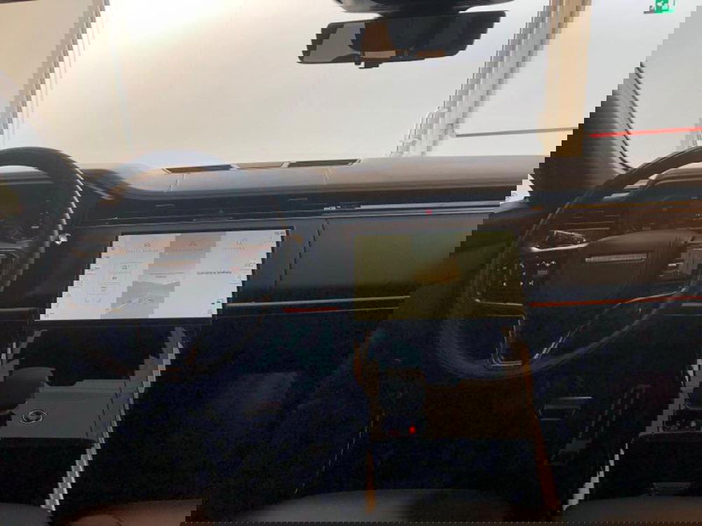 Land Rover Range Rover Sport usata a Venezia (7)