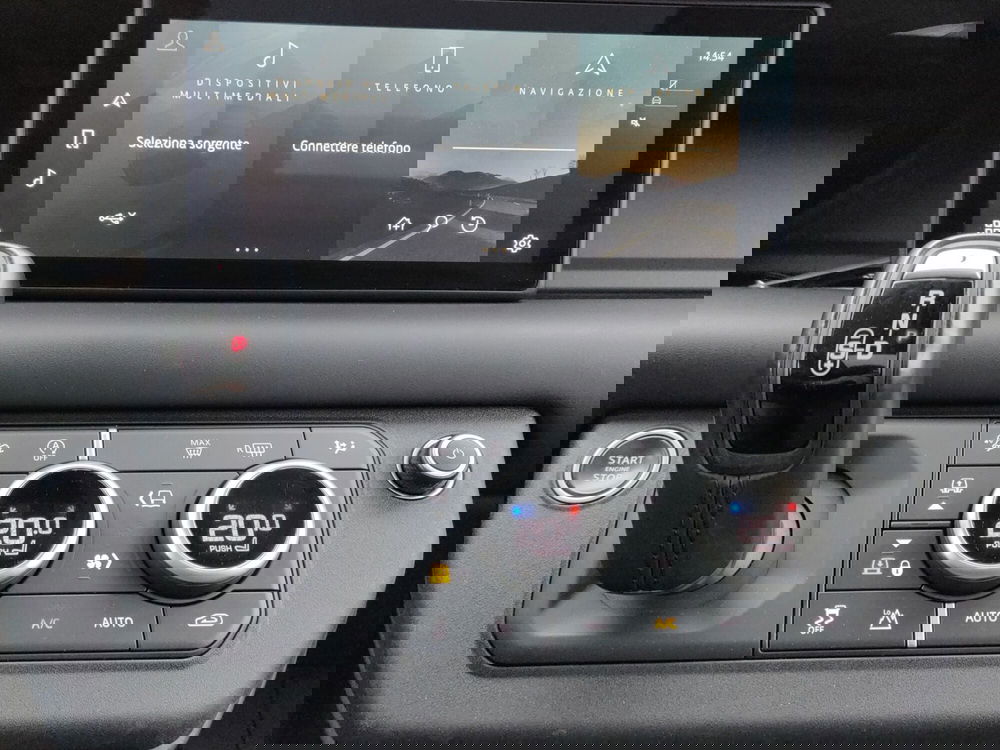 Land Rover Defender usata a Lecco (15)