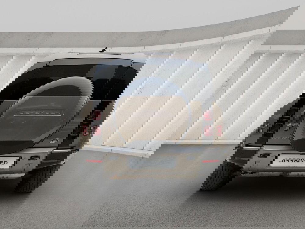 Land Rover Defender usata a Lecco (7)