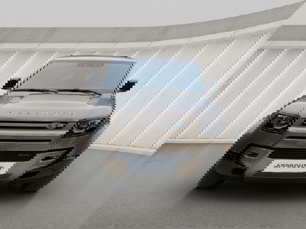 Land Rover Defender usata a Lecco (8)