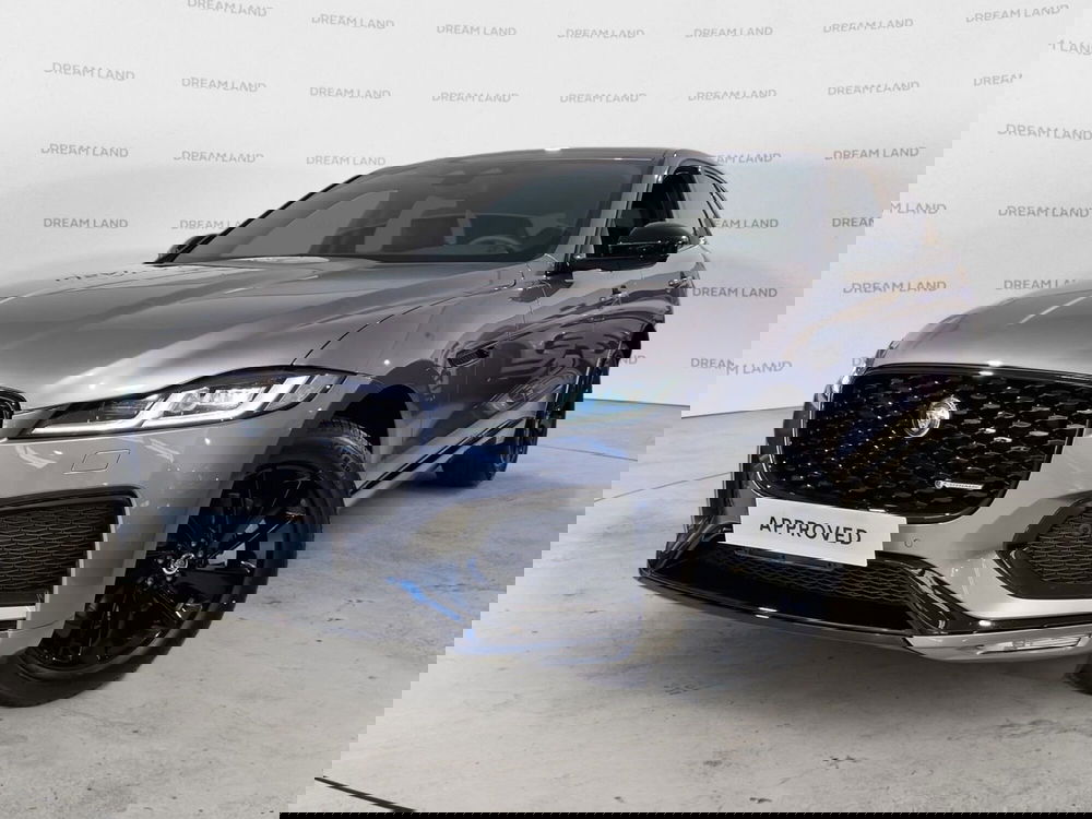 Jaguar F-Pace nuova a Firenze