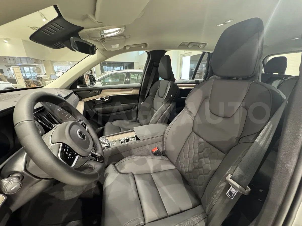 Volvo XC90 nuova a Forlì-Cesena (11)