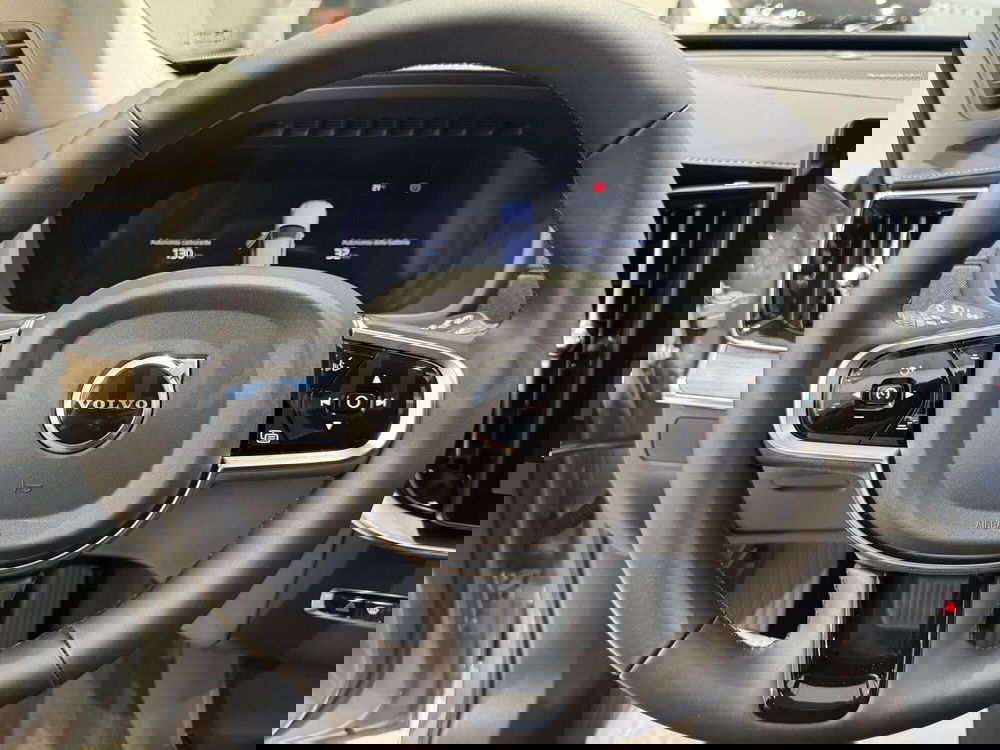 Volvo XC90 nuova a Forlì-Cesena (13)