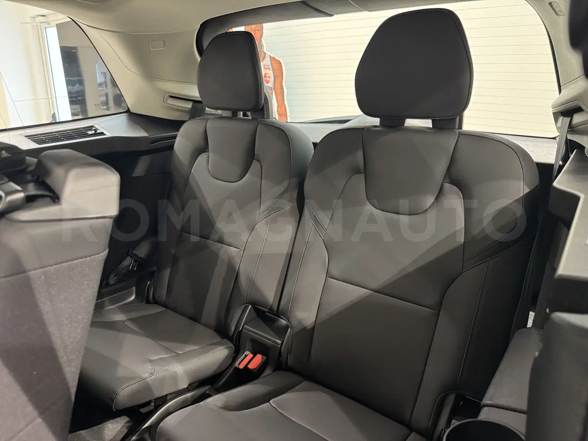 Volvo XC90 nuova a Forlì-Cesena (17)