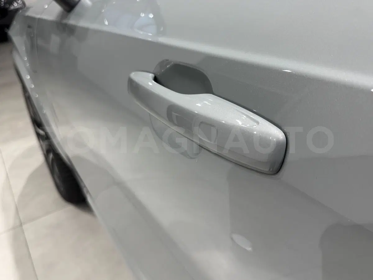 Volvo XC90 nuova a Forlì-Cesena (8)