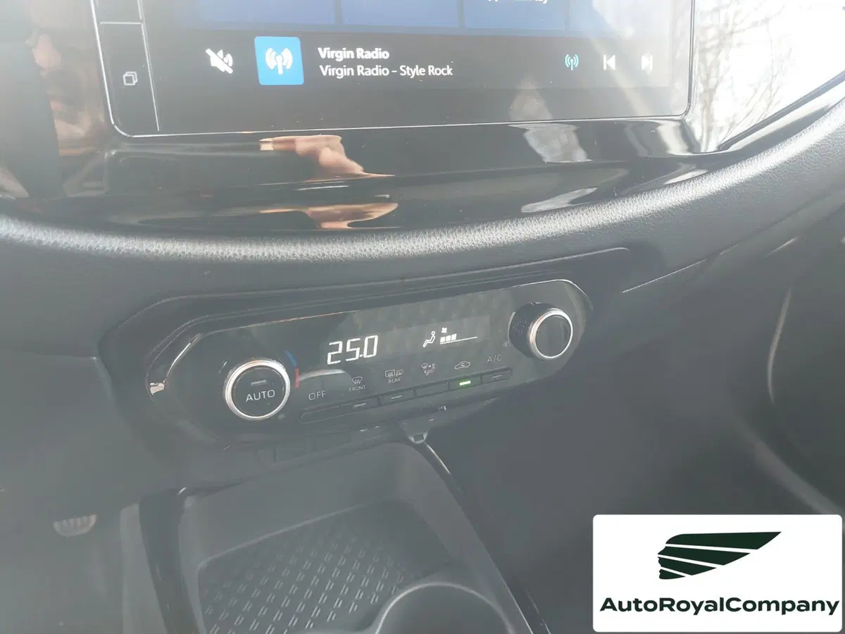 Toyota Aygo X nuova a Roma (14)