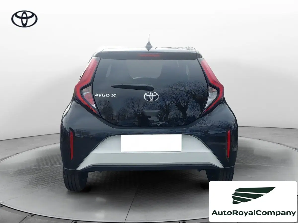 Toyota Aygo X nuova a Roma (4)