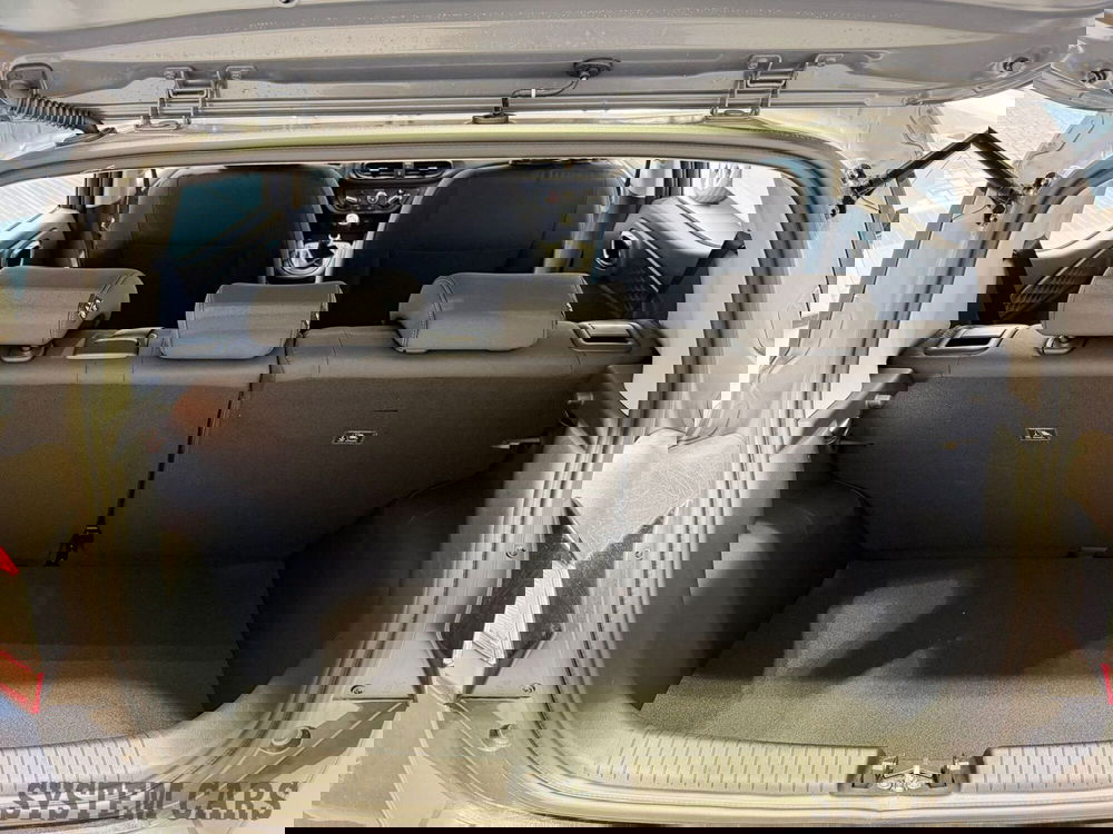 Hyundai i10 nuova a Varese (14)