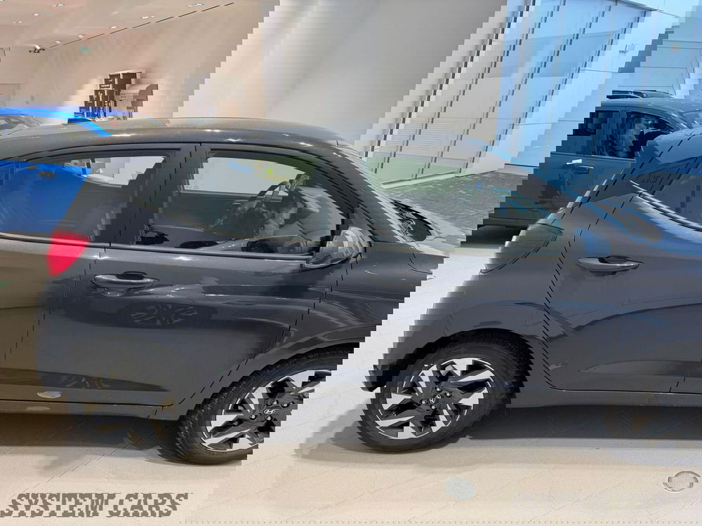 Hyundai i10 nuova a Varese (5)