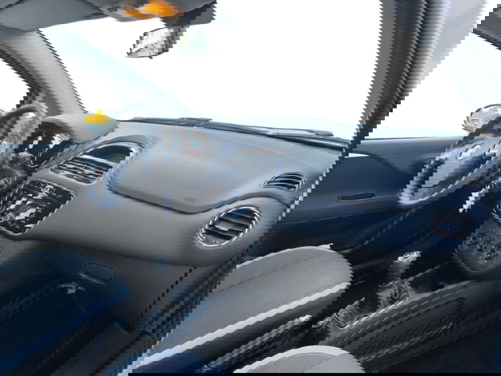 Fiat Punto usata a Udine (11)