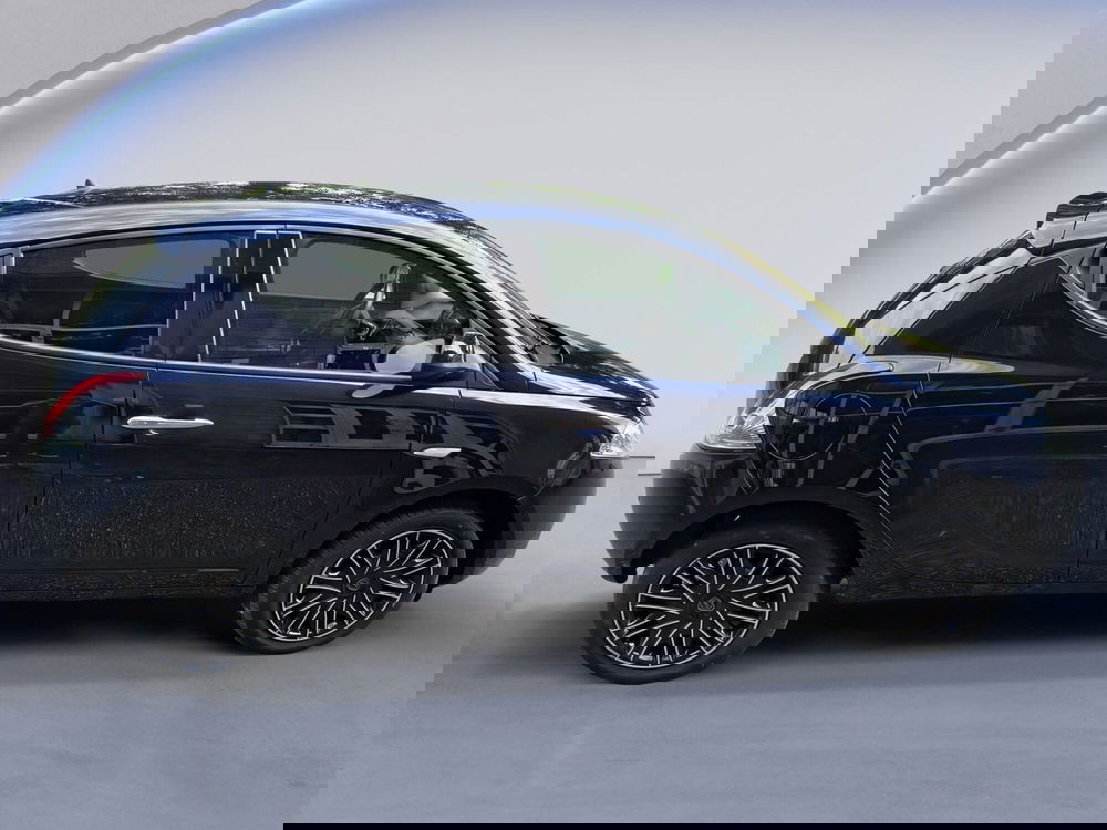 Lancia Ypsilon usata a Padova (2)