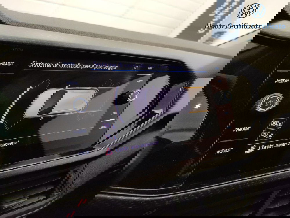 Volkswagen T-Cross usata a Varese (13)