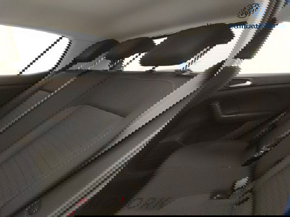 Volkswagen T-Cross usata a Varese (9)