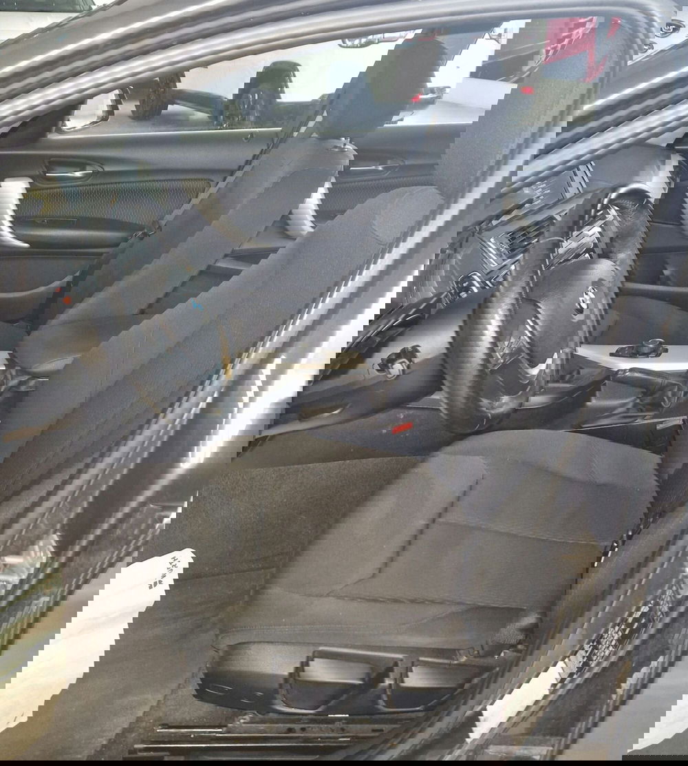 BMW Serie 1 5p. usata a Terni (7)