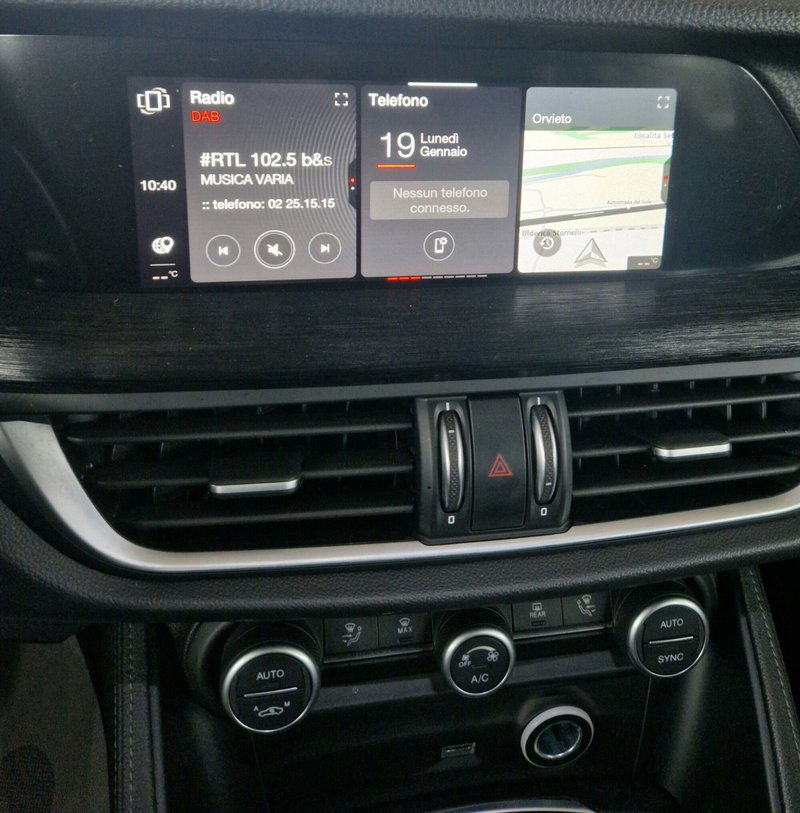 Alfa Romeo Stelvio usata a Terni (13)