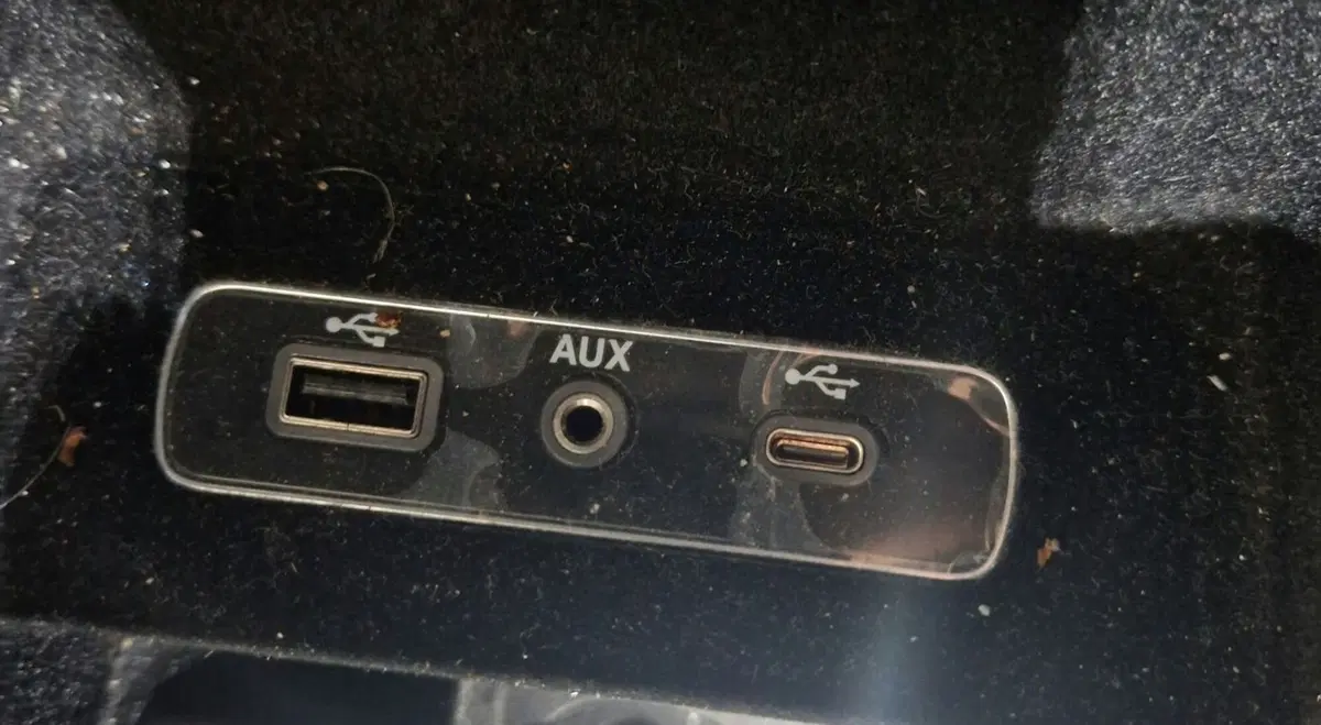 Alfa Romeo Stelvio usata a Terni (14)