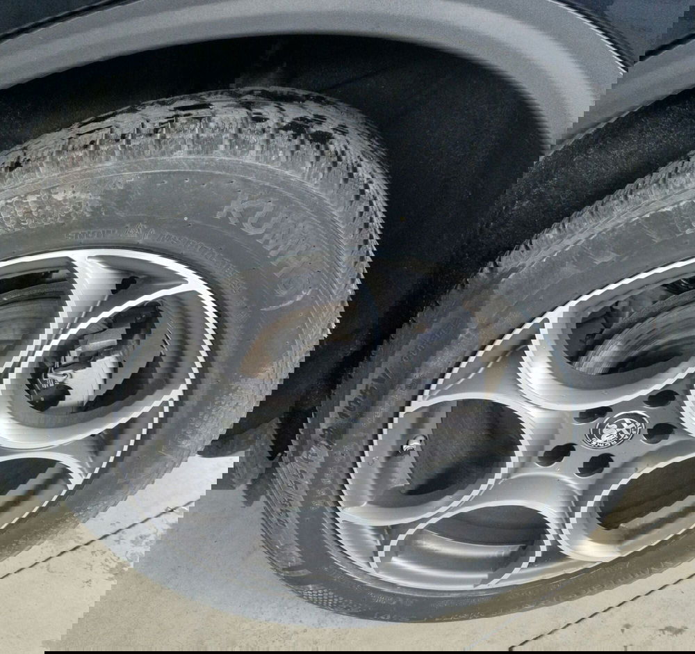 Alfa Romeo Stelvio usata a Terni (15)