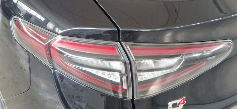 Alfa Romeo Stelvio usata a Terni (16)