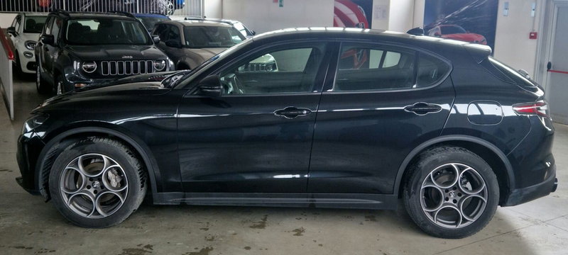 Alfa Romeo Stelvio usata a Terni (6)
