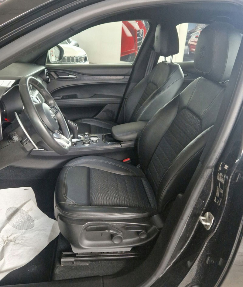 Alfa Romeo Stelvio usata a Terni (7)