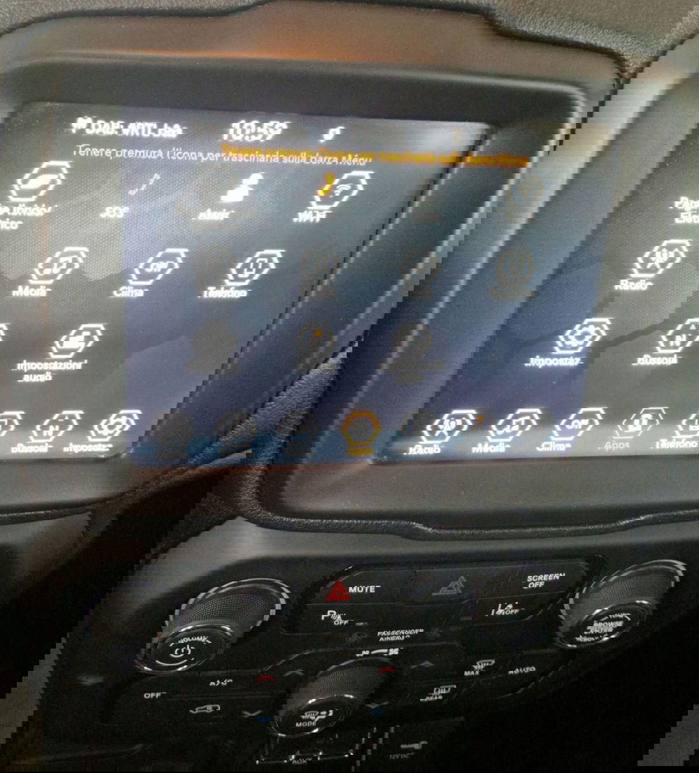 Jeep Renegade usata a Terni (14)