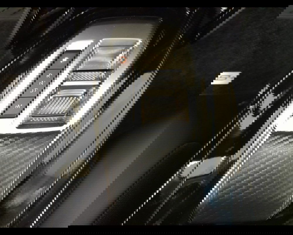 Peugeot 208 nuova a Savona (10)