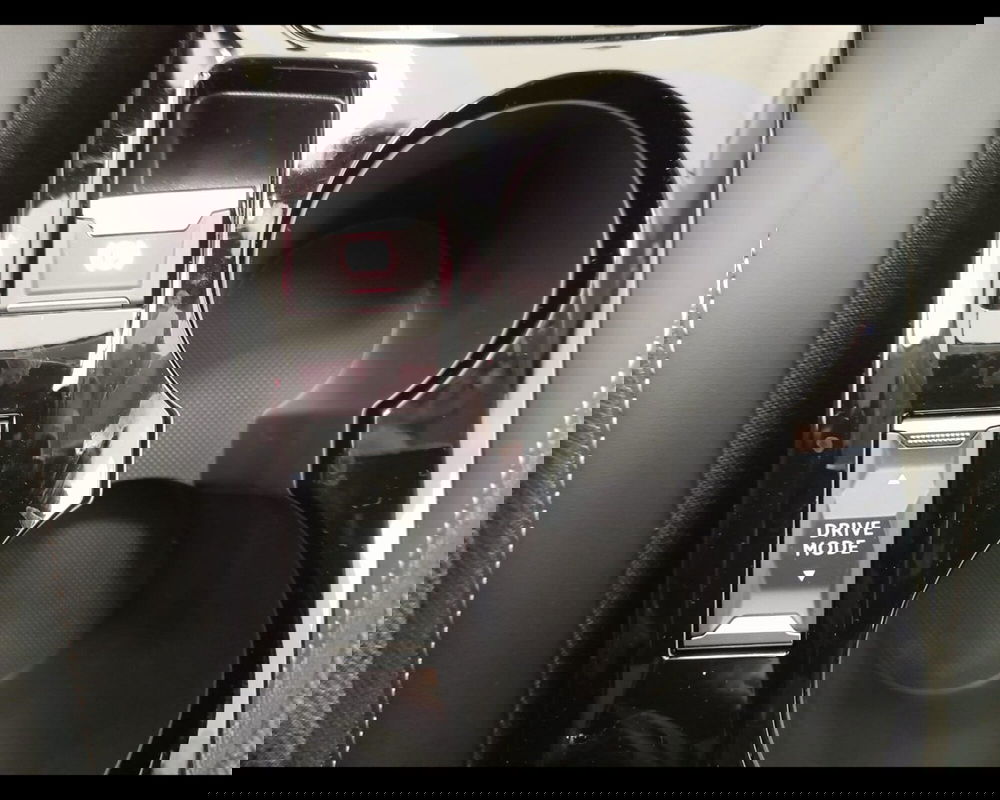 Peugeot 208 nuova a Savona (11)