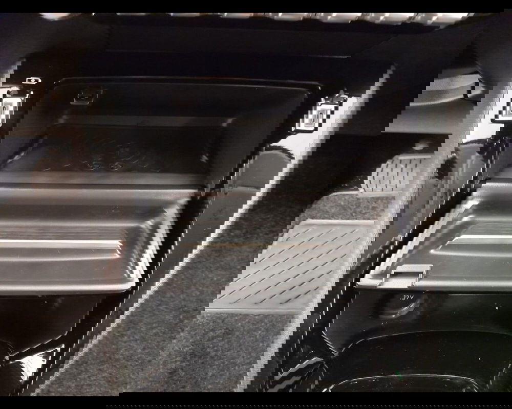 Peugeot 208 nuova a Savona (12)