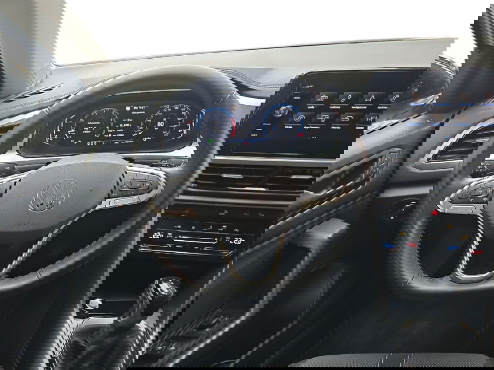 Volkswagen T-Roc usata a Lecco (12)