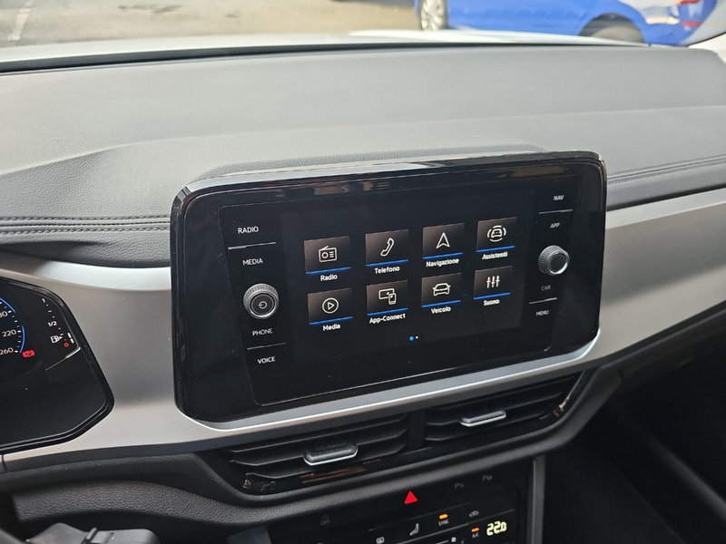 Volkswagen T-Roc usata a Lecco (14)