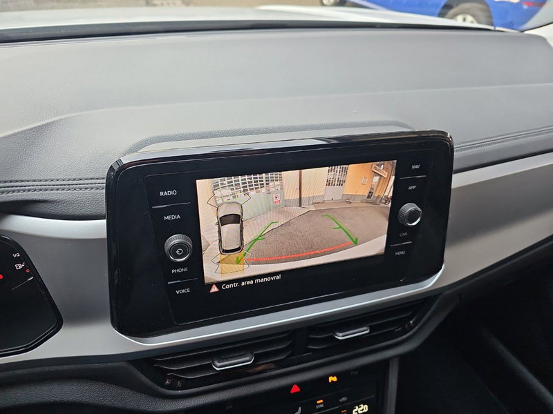 Volkswagen T-Roc usata a Lecco (17)