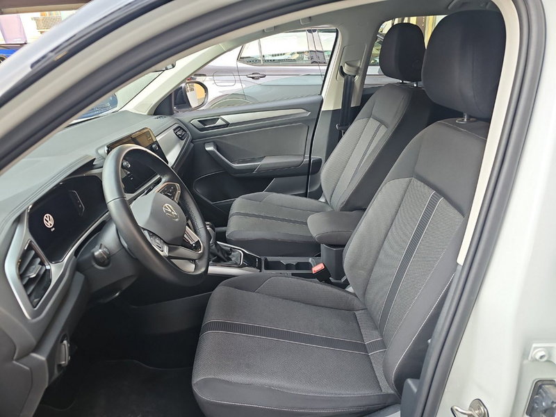 Volkswagen T-Roc usata a Lecco (9)