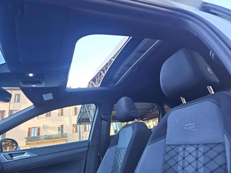 Volkswagen Taigo usata a Lecco (16)