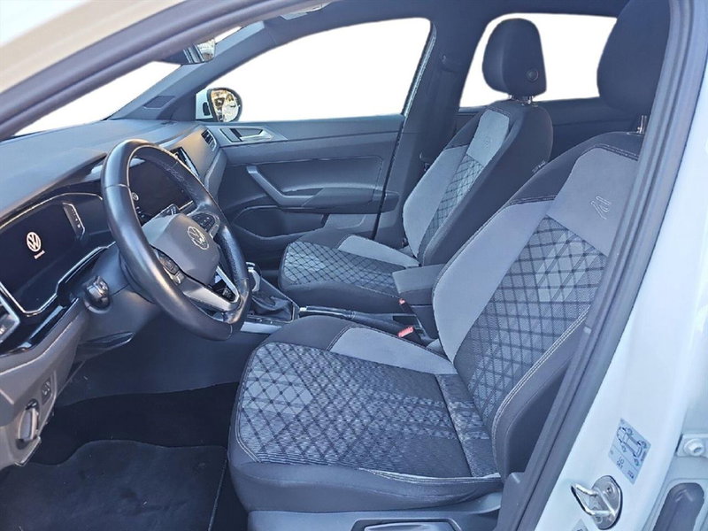 Volkswagen Taigo usata a Lecco (9)