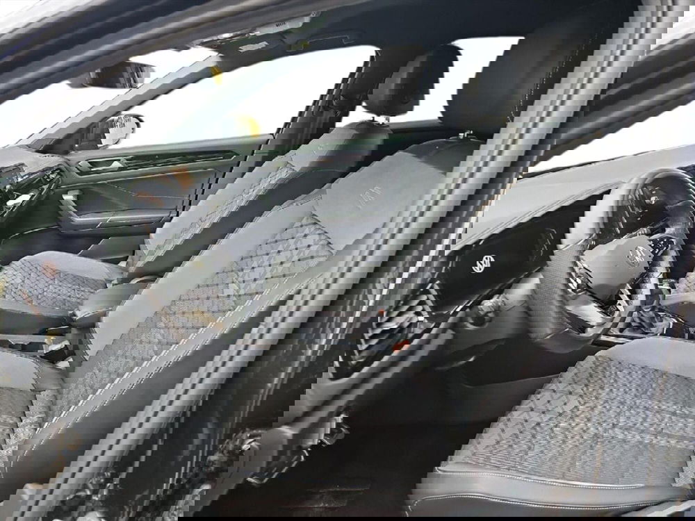 Volkswagen T-Roc usata a Lecco (8)