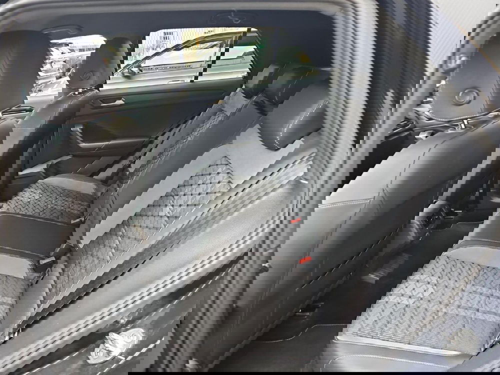 Volkswagen T-Roc usata a Lecco (9)