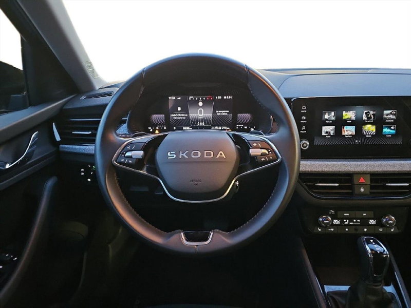 Skoda Kamiq usata a Lecco (12)