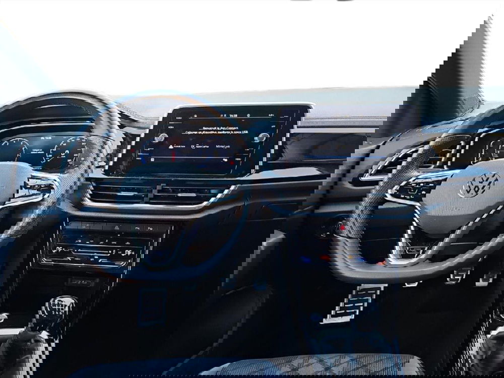 Volkswagen T-Roc usata a Lecco (11)