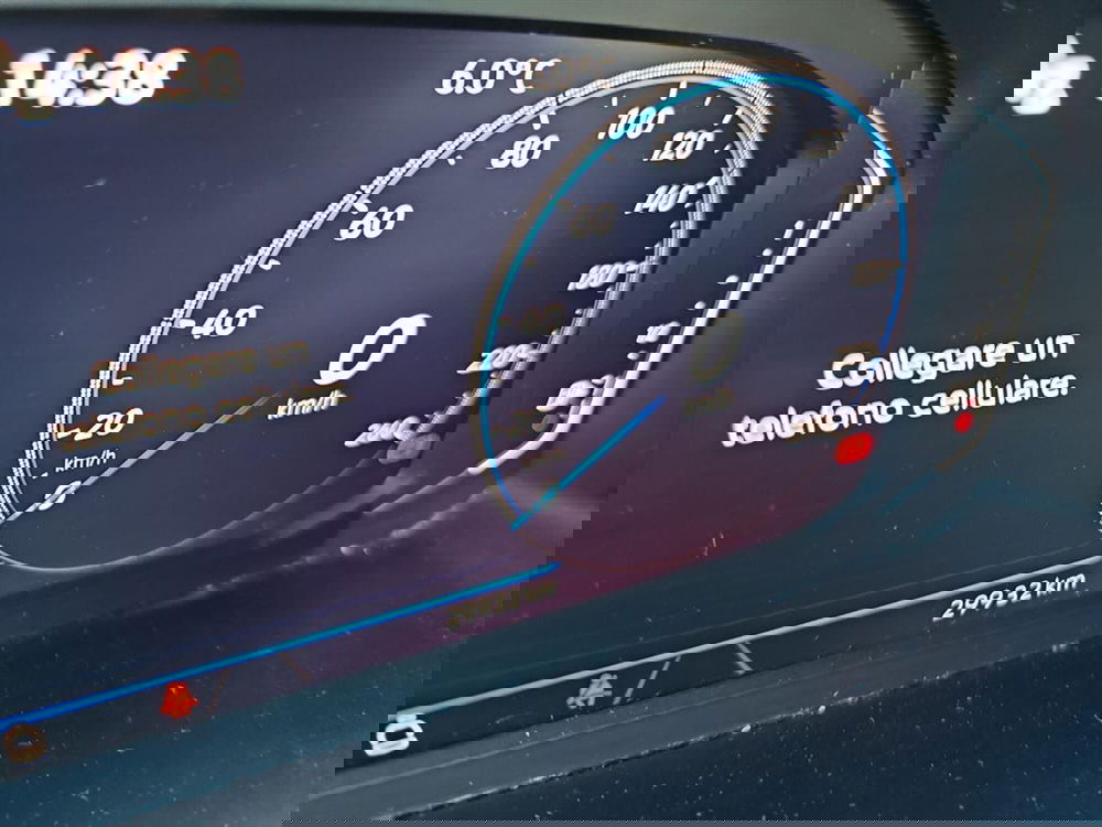 Volkswagen T-Roc usata a Lecco (14)