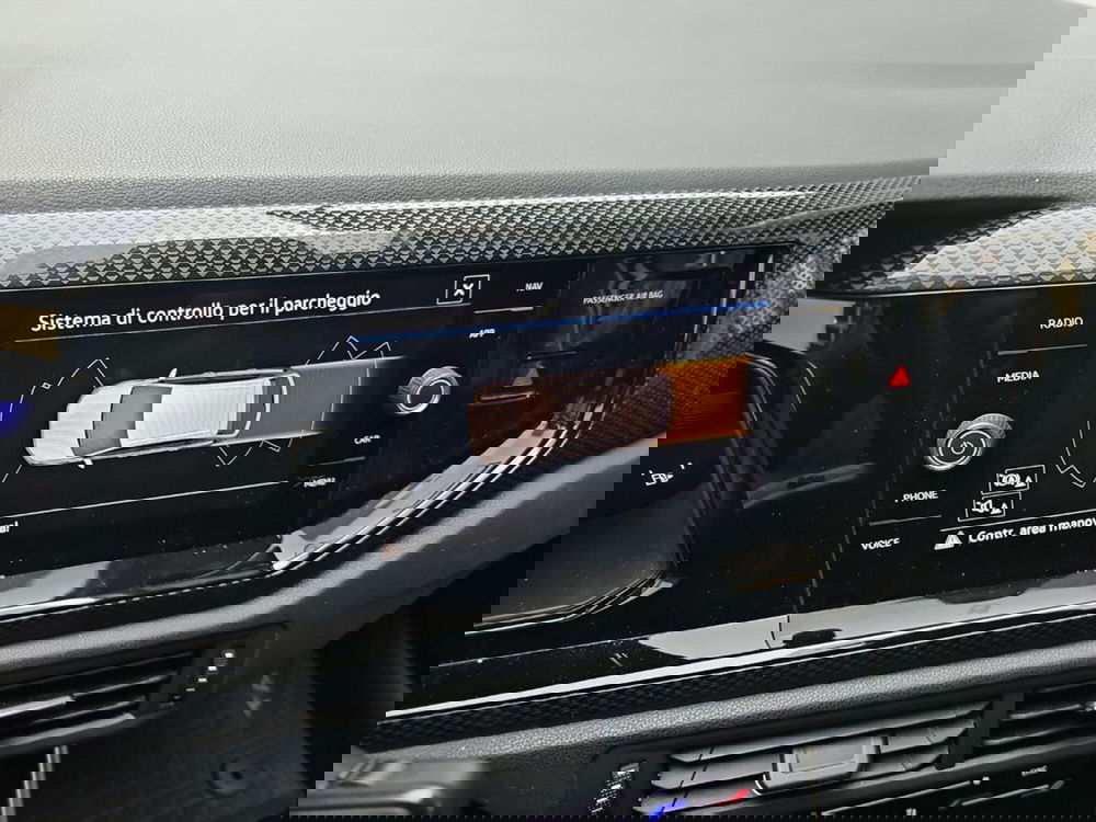 Volkswagen Taigo usata a Lecco (16)