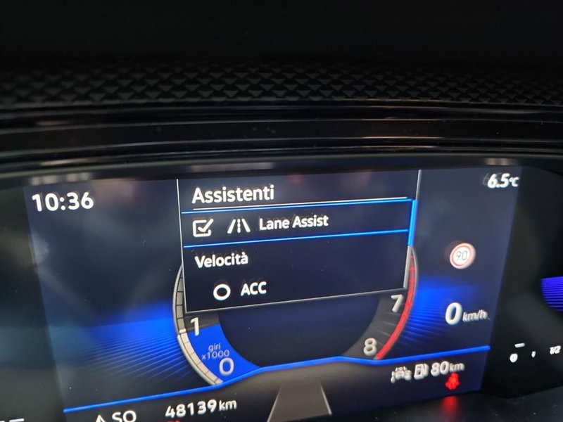 Volkswagen Taigo usata a Lecco (17)