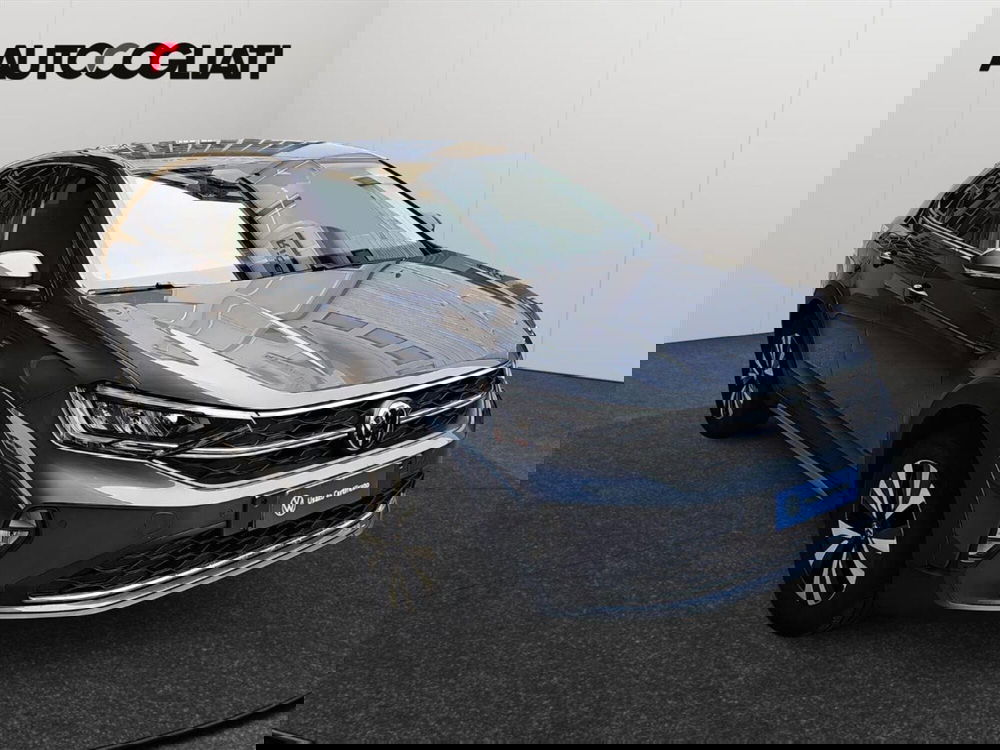 Volkswagen Taigo usata a Lecco (3)